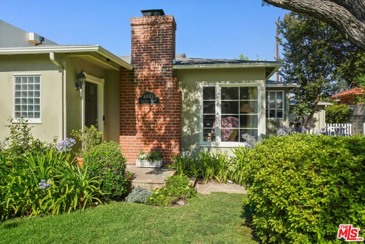 4648 Columbus Avenue, Sherman Oaks, California 91403
