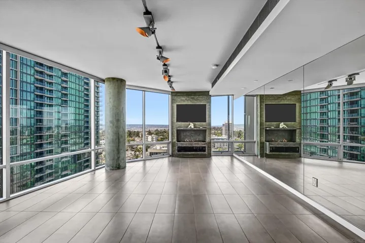 3415 6th Ave. 14, San Diego, California 92103