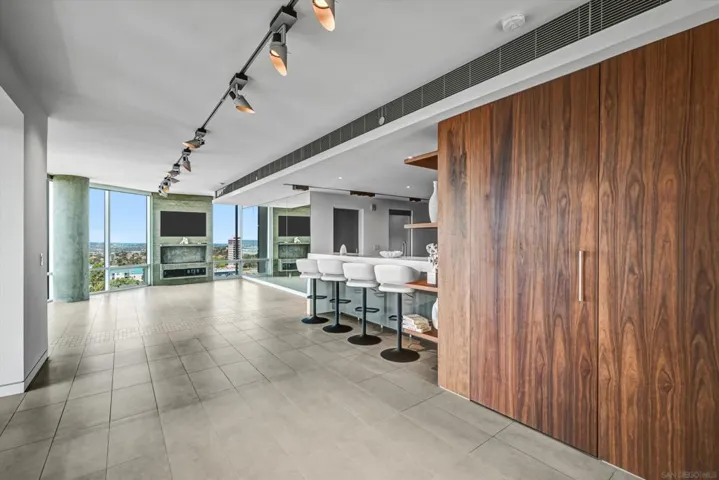 3415 6th Ave. 14, San Diego, California 92103