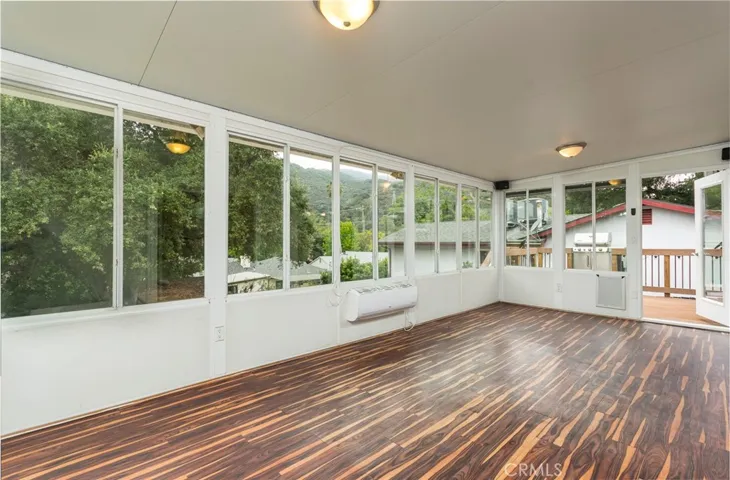 3316 Mills Avenue, La Crescenta, California 91214