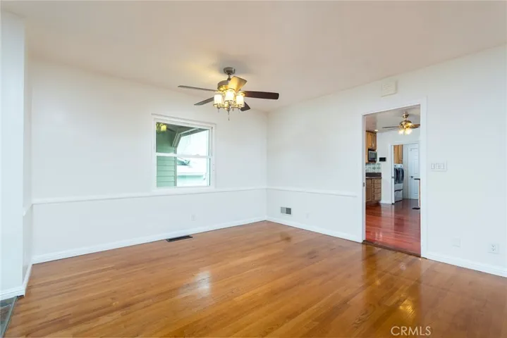 3316 Mills Avenue, La Crescenta, California 91214