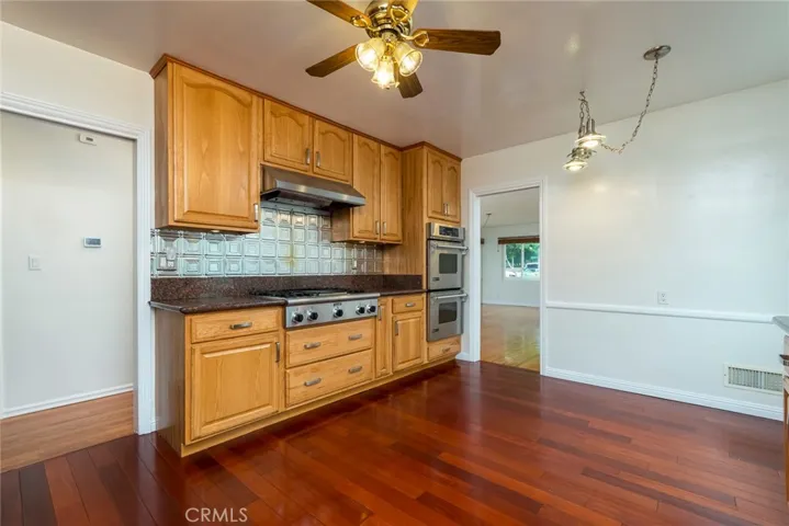 3316 Mills Avenue, La Crescenta, California 91214