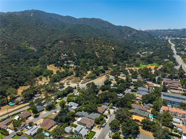 3316 Mills Avenue, La Crescenta, California 91214