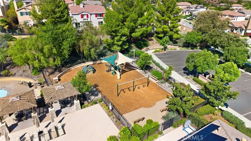 HOA Facility-playground