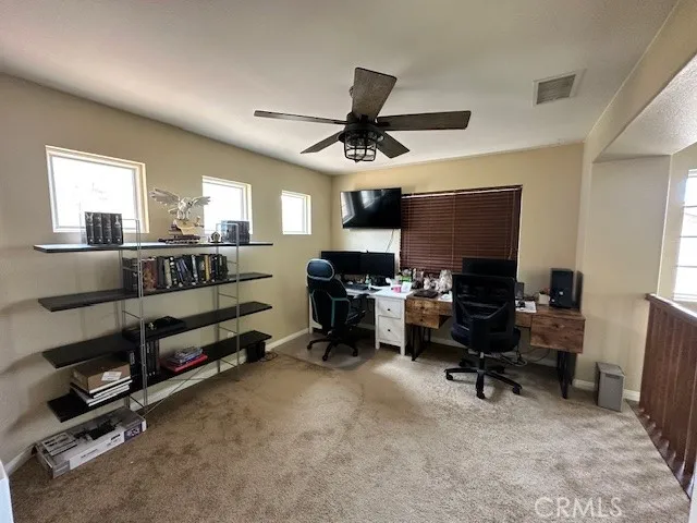 Bonus room - office/loft