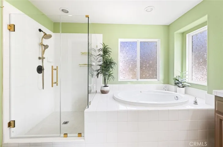 Main bathroom