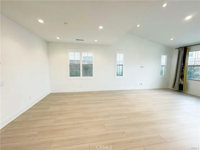 148 Sabbia, Irvine, California 92602