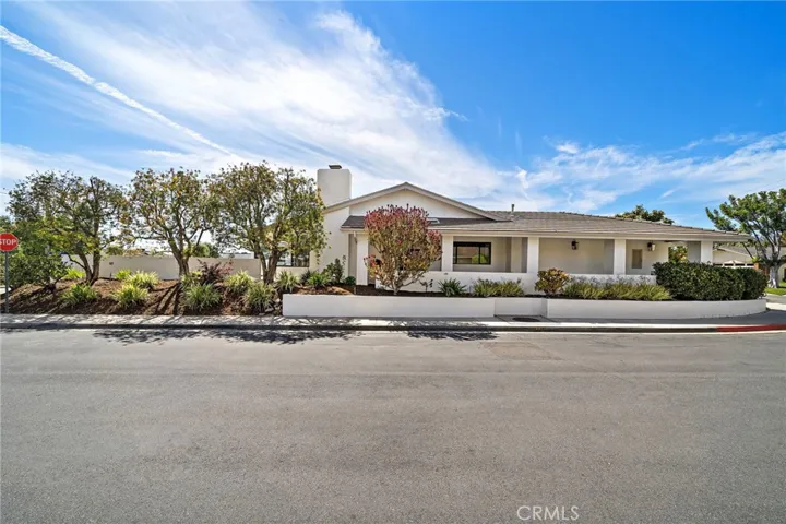 11 Jetty, Corona Del Mar, California 92625