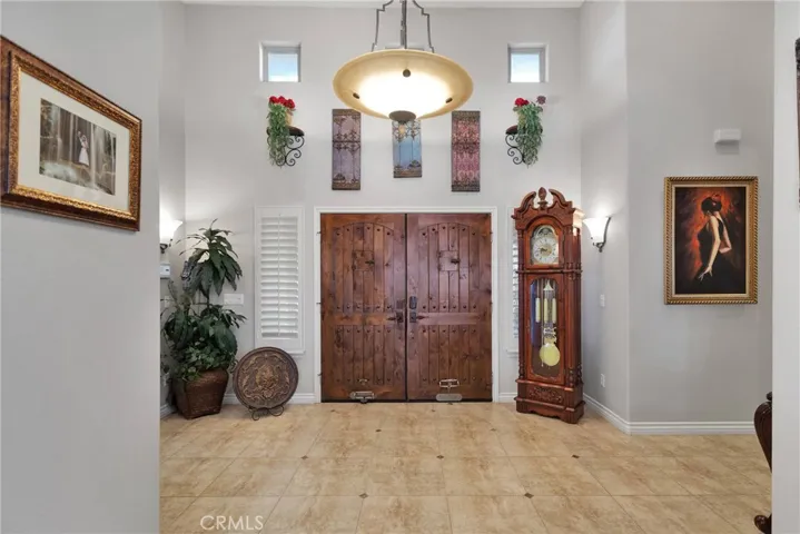 19189 Kanbridge, Apple Valley, California 92308