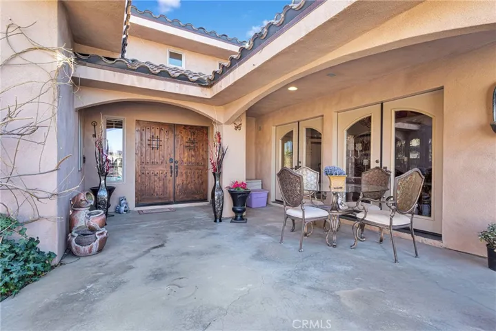 19189 Kanbridge, Apple Valley, California 92308