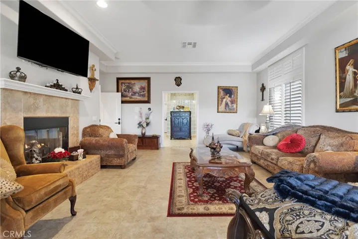 19189 Kanbridge, Apple Valley, California 92308