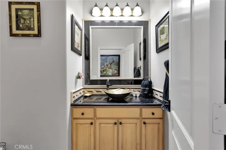 19189 Kanbridge, Apple Valley, California 92308