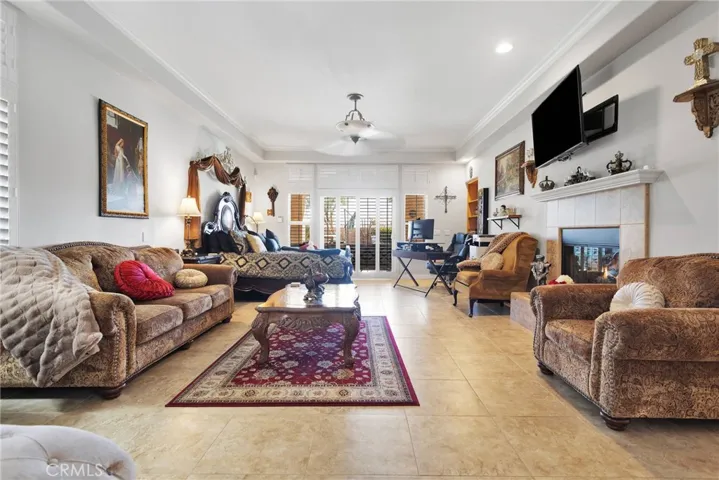 19189 Kanbridge, Apple Valley, California 92308
