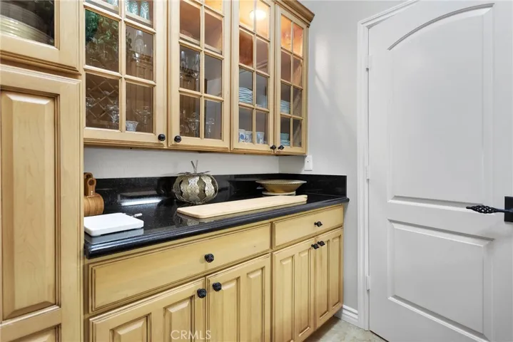 19189 Kanbridge, Apple Valley, California 92308