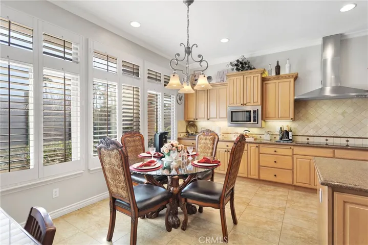 19189 Kanbridge, Apple Valley, California 92308