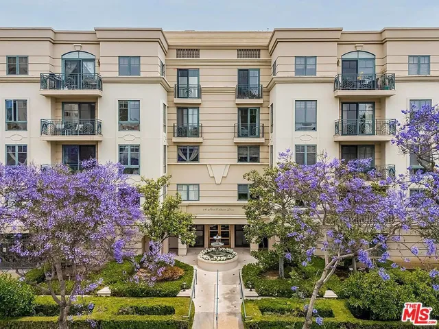 430 N Oakhurst Drive 406, Beverly Hills, California 90210