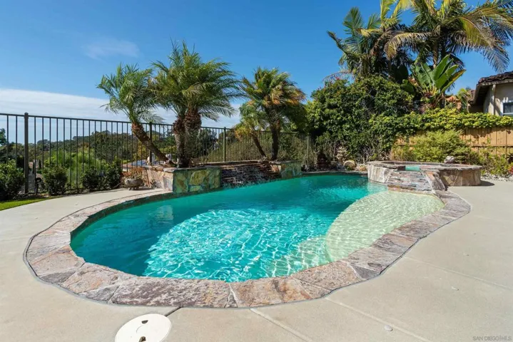 4198 Philbrook Square, San Diego, California 92130