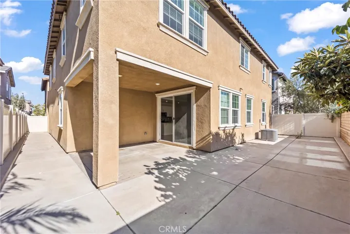 6111 Rosewood Way, Eastvale, California 92880