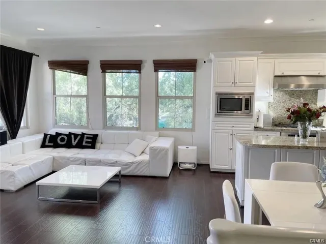 24 Nature, Irvine, California 92620