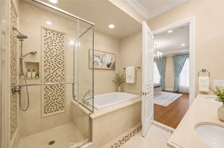 Downstairs Suite