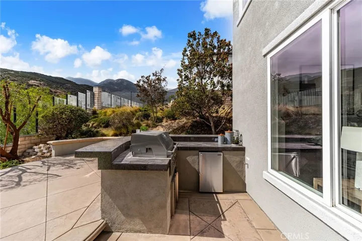 4568 Creekside, Fontana, California 92336