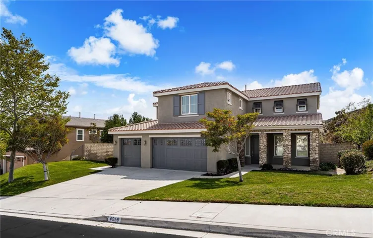 4568 Creekside, Fontana, California 92336