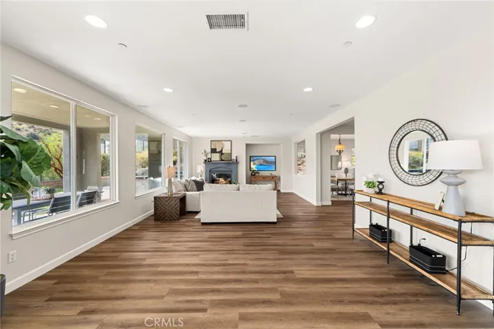 4568 Creekside, Fontana, California 92336