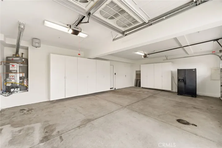 3 Car Garage