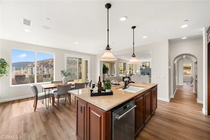 4568 Creekside, Fontana, California 92336