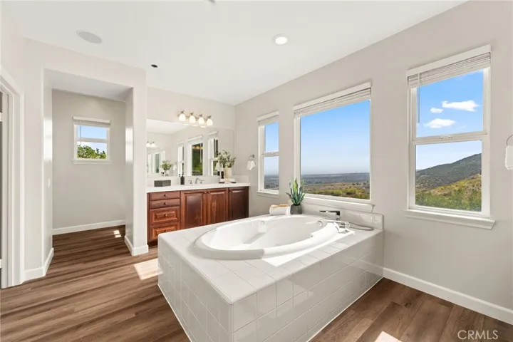 4568 Creekside, Fontana, California 92336