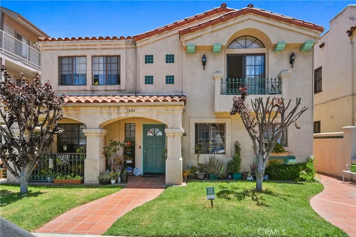 1052 Belmont Avenue A, Long Beach, California 90804