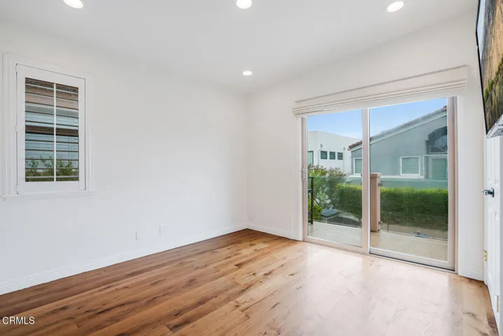5344 Seabreeze Way Oxnard CA-large-041-0