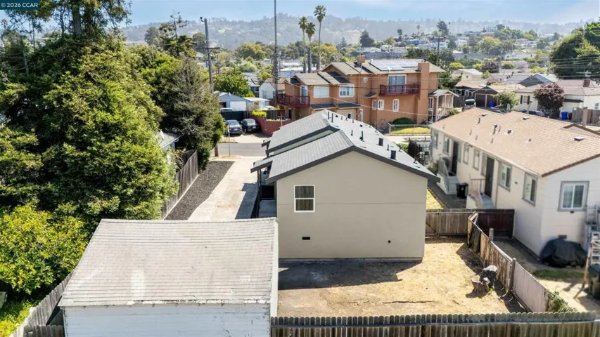 1377 Monterey St, Richmond, California 94804