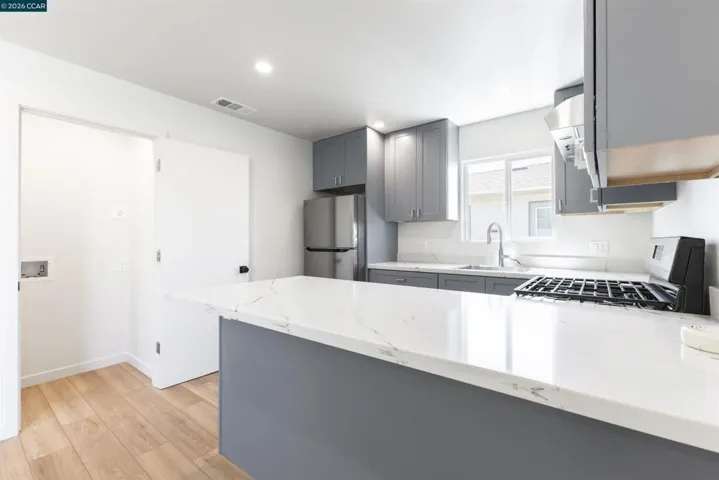 1377 Monterey St, Richmond, California 94804