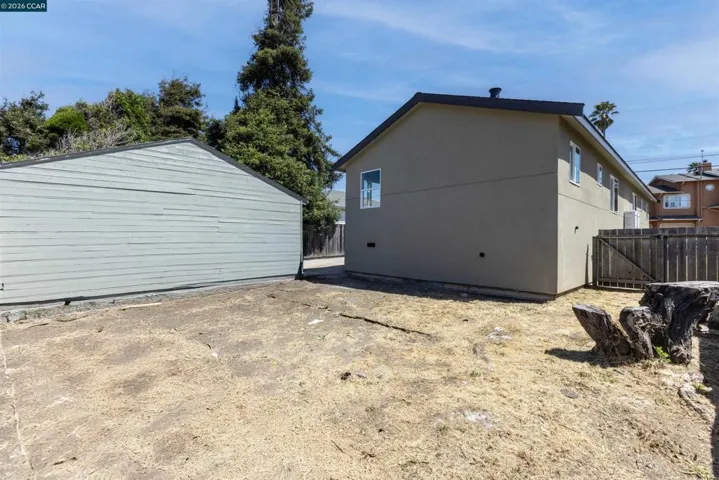 1377 Monterey St, Richmond, California 94804