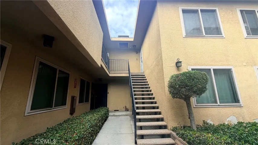 110 E Hillcrest, Inglewood, California 90301