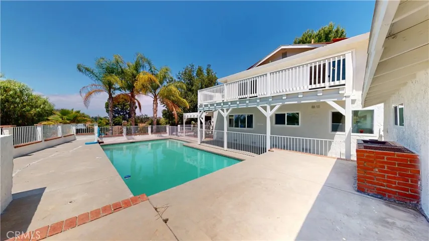 22438 Barbacoa Drive, Saugus, California 91350