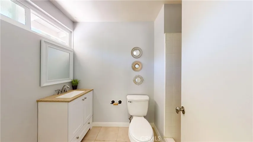 22438 Barbacoa Drive, Saugus, California 91350