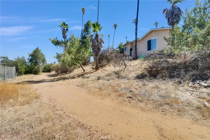1505 Gratton Street, Riverside, California 92504
