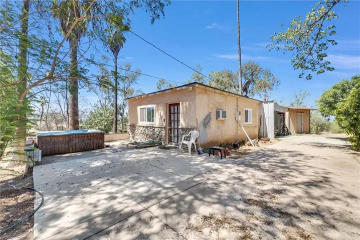 1505 Gratton Street, Riverside, California 92504