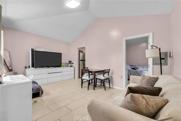 1505 Gratton Street, Riverside, California 92504