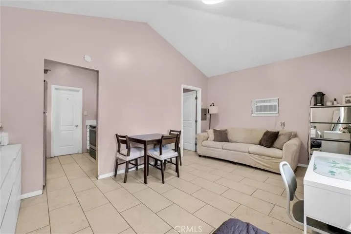 1505 Gratton Street, Riverside, California 92504