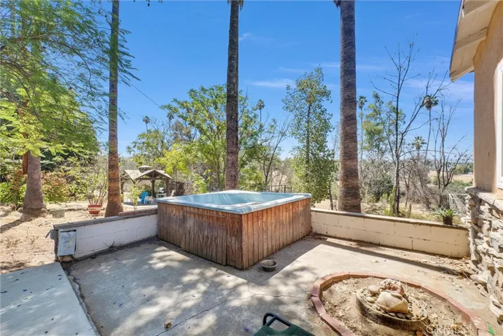 1505 Gratton Street, Riverside, California 92504