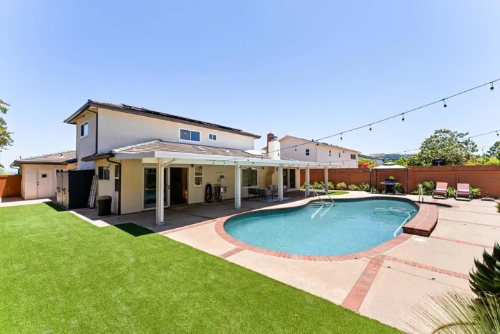 5736 Soledad Mountain Road, La Jolla, California 92037