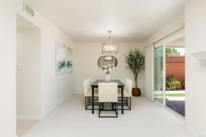 5736 Soledad Mountain Road, La Jolla, California 92037