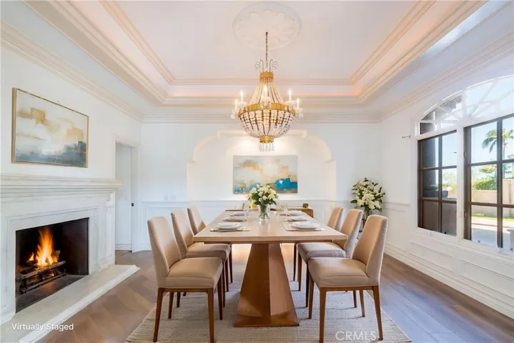 Virtual Staging: Formal Dining