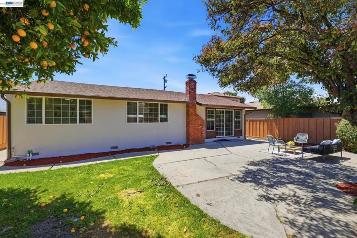31070 Meadowbrook Ave, Hayward, California 94544-7546
