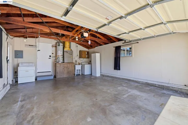 31070 Meadowbrook Ave, Hayward, California 94544-7546