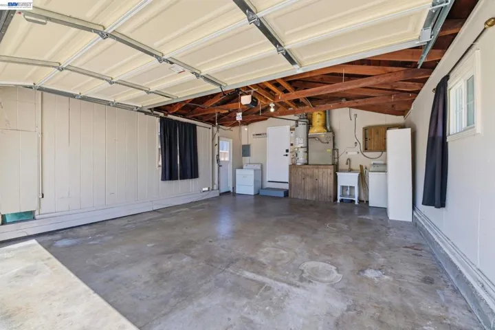 31070 Meadowbrook Ave, Hayward, California 94544-7546
