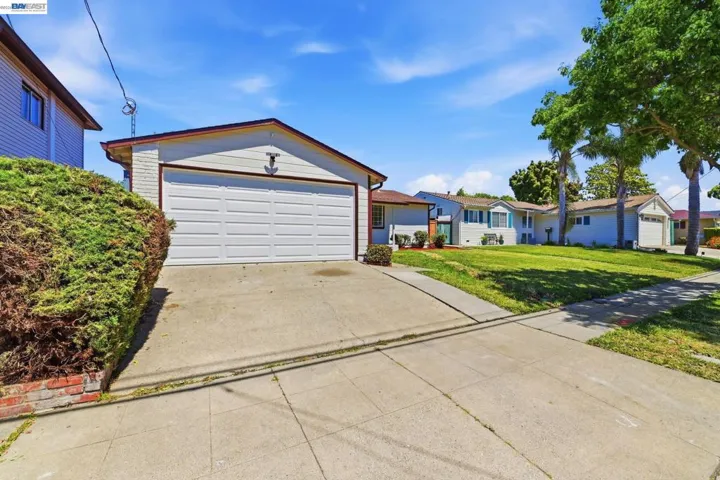 31070 Meadowbrook Ave, Hayward, California 94544-7546